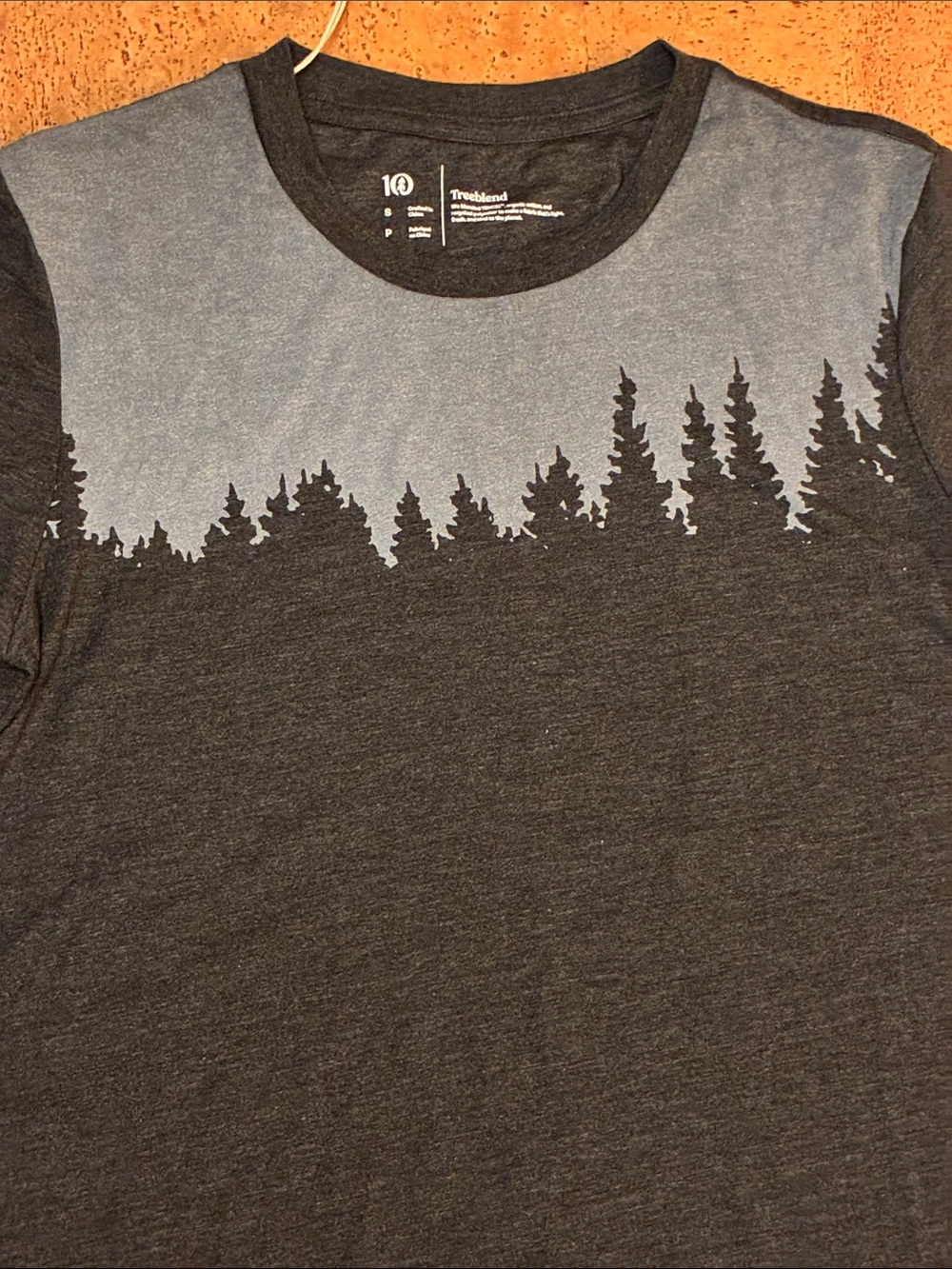 Tentree Two-Tone Gray Graphic Short Sleeve Tee - Picture 4 of 6